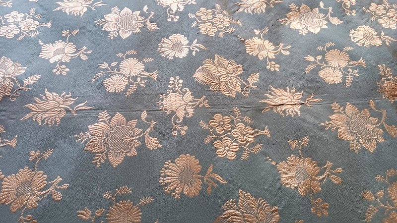 Piece Of Silk Brocade Fabric Floral Decorated Fabric Never Used-photo-3