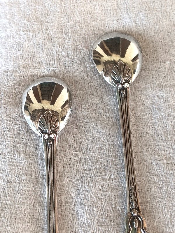 Pair Of Louis XVI Style Sterling Silver Medallion Salt Shovels Spoons-photo-2