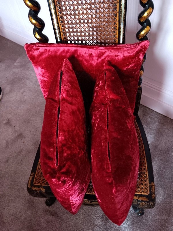 Beautiful Set Of Cherry Red Silk Velvet Cushions Antique Fabric-photo-4