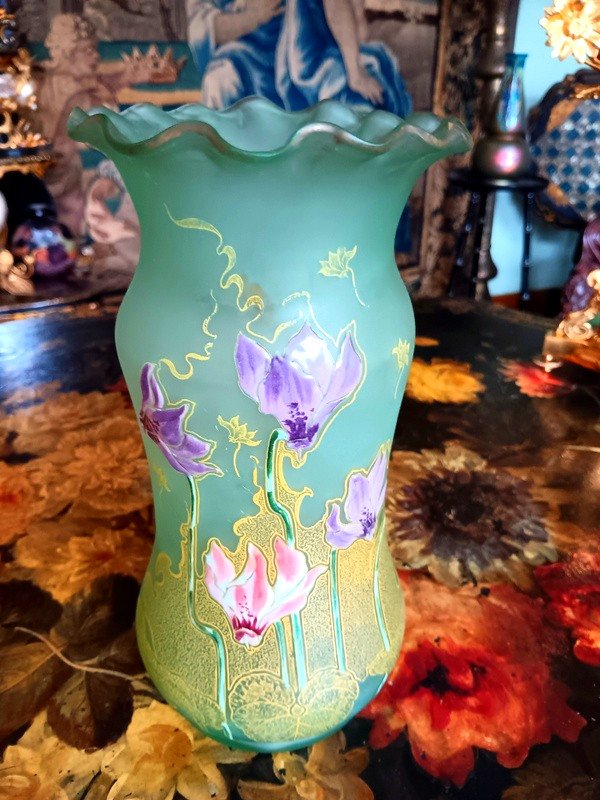 Rare Legras Art Nouveau Vase Enameled With Cyclamen Flowers Period 1900