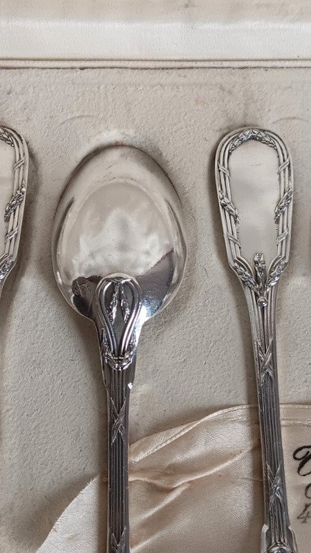 Tétard Frères Set Of 12 Silver Crossed Ribbons And Laurel Mocha Coffee Spoons-photo-3