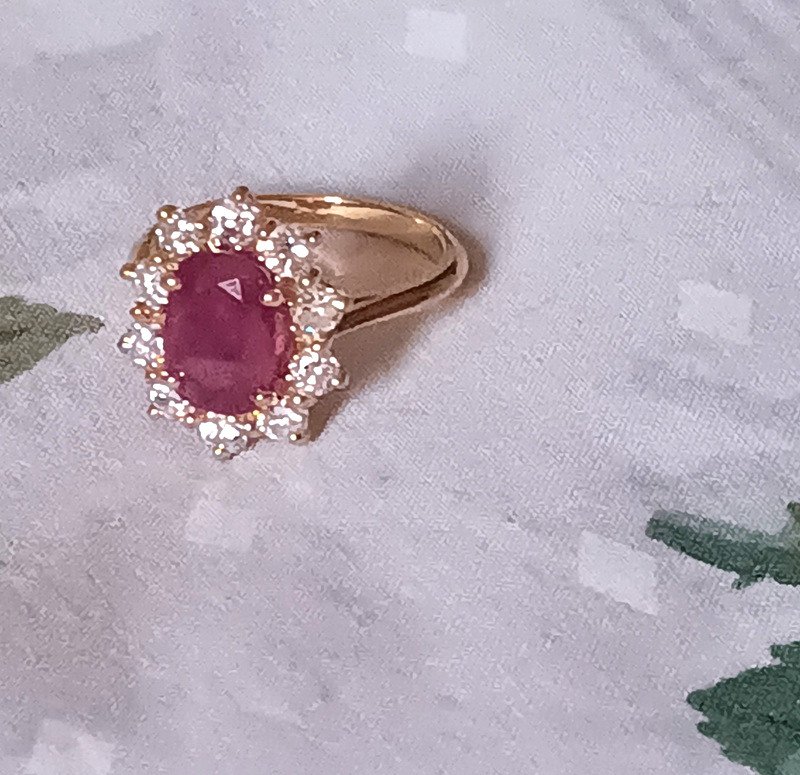 18k Yellow Gold Ruby And Diamond Ring-photo-2