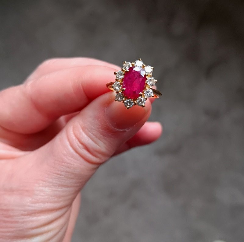 18k Yellow Gold Ruby And Diamond Ring-photo-4