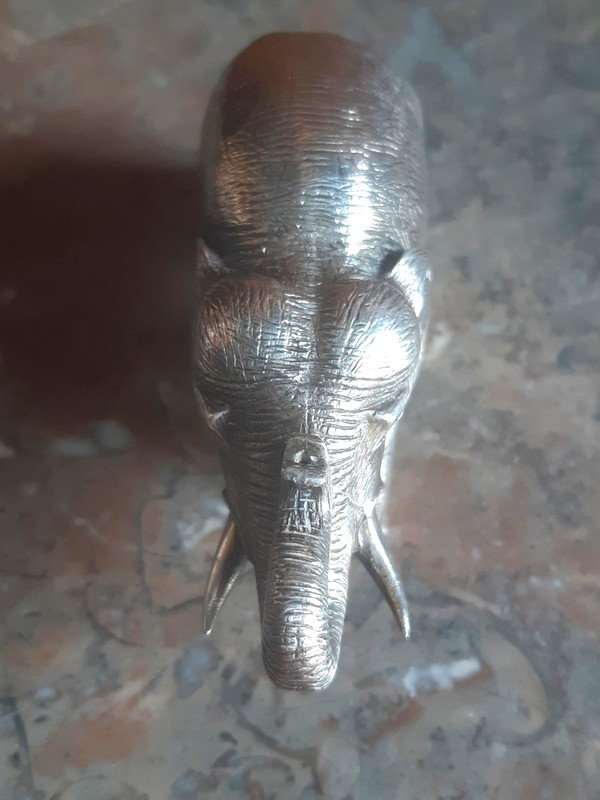 Adorable Petit éléphant sculpture  presse-papier sujet animalier en Argent Massif Au Lion Passant Orfèvre Ac & C° Londres 100 g-photo-5