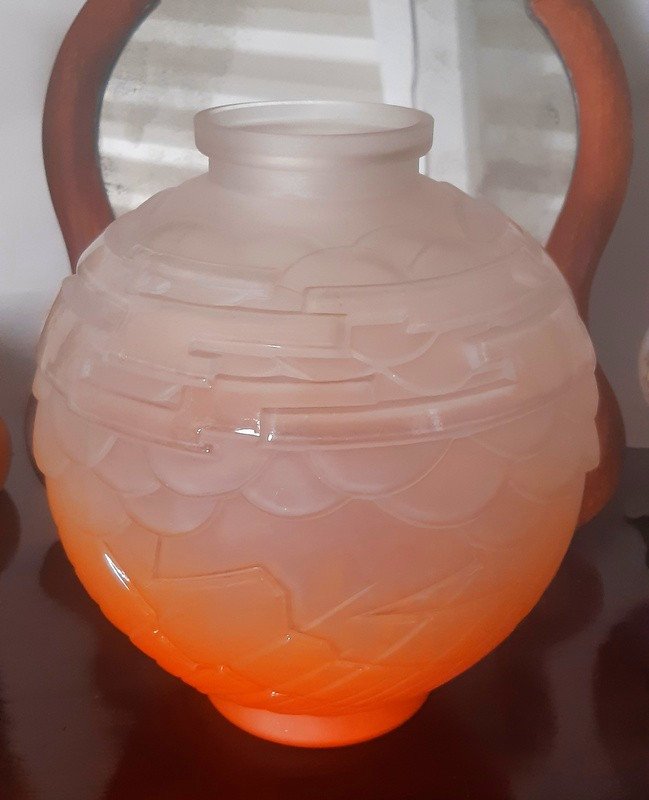 Charles Schneider Superb And Important Art Deco Geometric Ball Vase Circa 1930