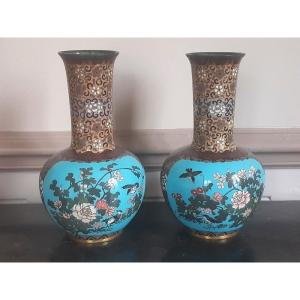 Superbe Paire De Vases En émaux Cloisonnés émail Argent Japon Epoque Meiji (1868-1912)