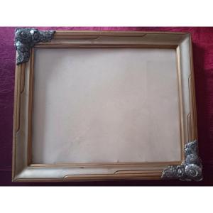 Splendid Art Deco Frame In Gilded And Silvered Wood With Flower Decor Circa 1930