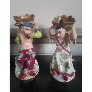 Rare Paire De Statuettes En Porcelaine De Paris à Décor De Chinois Dans Le Goût De Jacob Petit