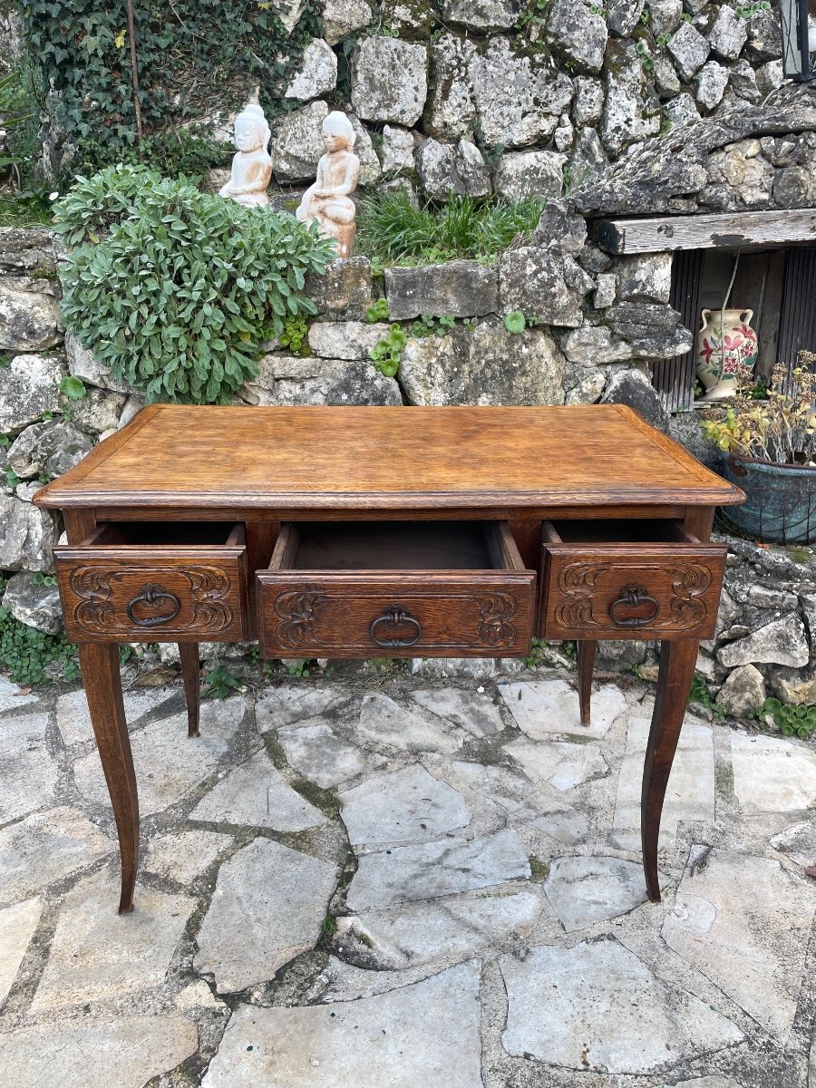 Table à écrire En Chêne Massif Sculpté Et Mouluré De Style Louis XV époque XXeme Siècle -photo-3