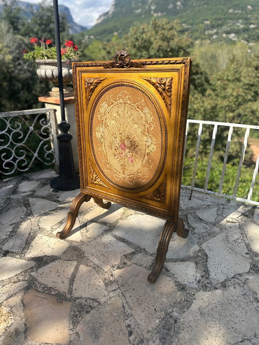 19th Century Carved Gilded Wood Fireplace Screen -photo-4