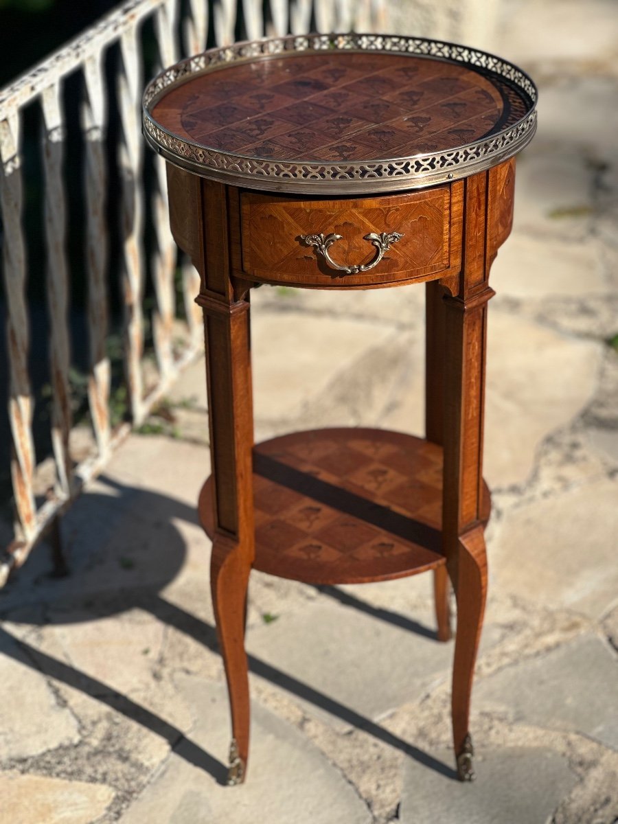 Elegant Small Marquetry Pedestal Table In Louis XV Style, 19th Century -photo-3