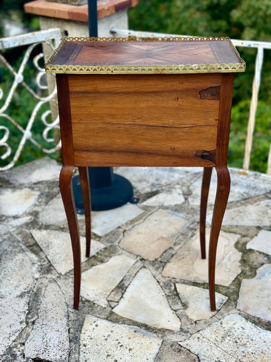 Small Louis XV Style Mahogany And Marquetry Commodine, 20th Century -photo-3