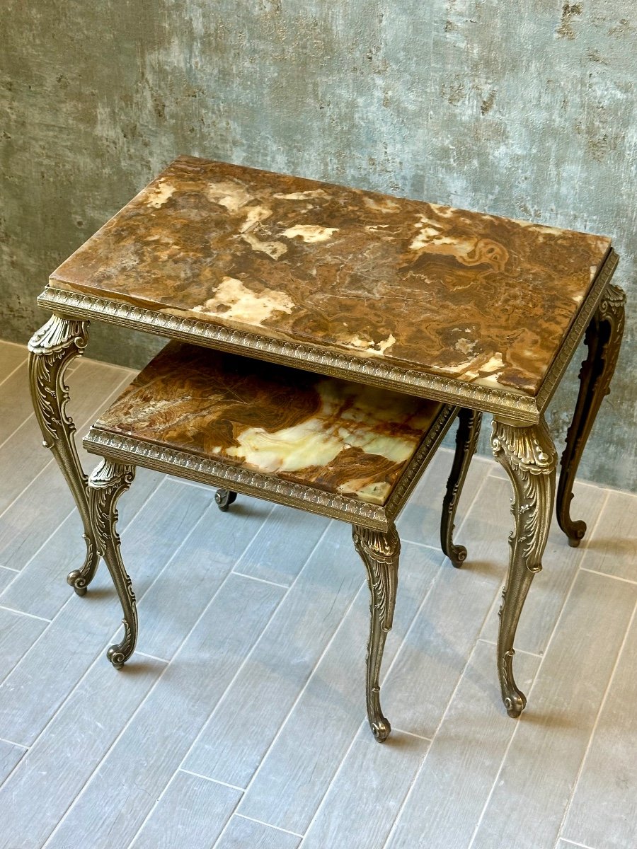 Set Of 2 Nesting Tables In Gilded Brass And Onyx Circa 1950-photo-3