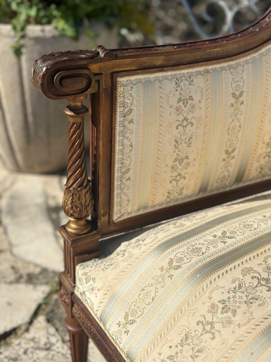 Fauteuil Bas De Style Louis XVI En Bois Finement Sculpté époque XIXeme Siècle -photo-5