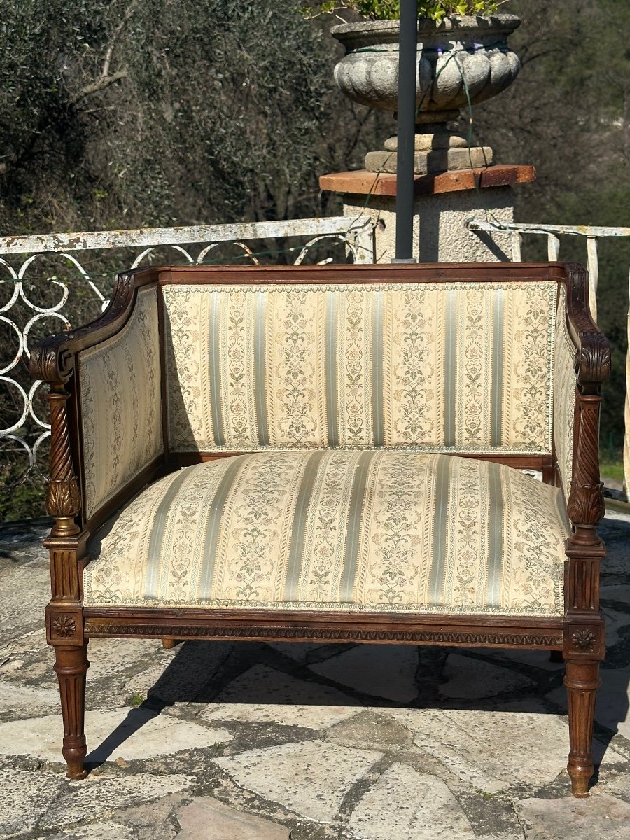 Fauteuil Bas De Style Louis XVI En Bois Finement Sculpté époque XIXeme Siècle -photo-6