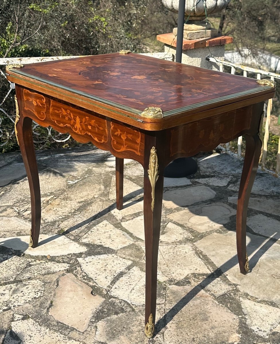 Table à Jeux En Marqueterie De Bois De Rose De Style Louis XV époque XIXeme Siècle 