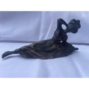 Petite Sculpture En Bronze Patiné « danseuse érotique » Vers 1900