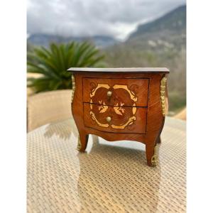 Small Doll's Chest Of Drawers In The Style Of Louis XV, 20th Century.