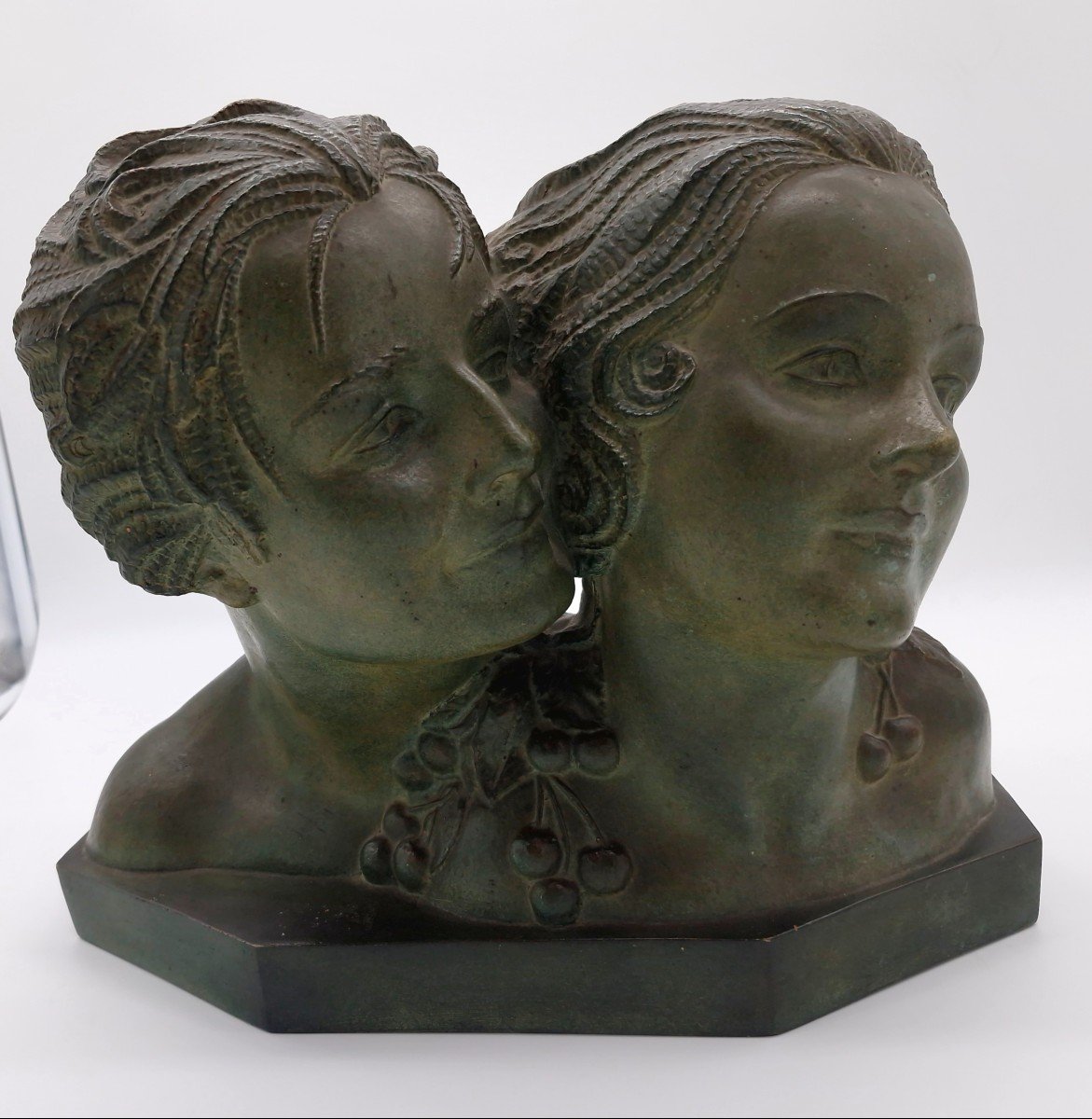 Sculpture Of "two Heads Of A Young Couple" Signed Chiparus