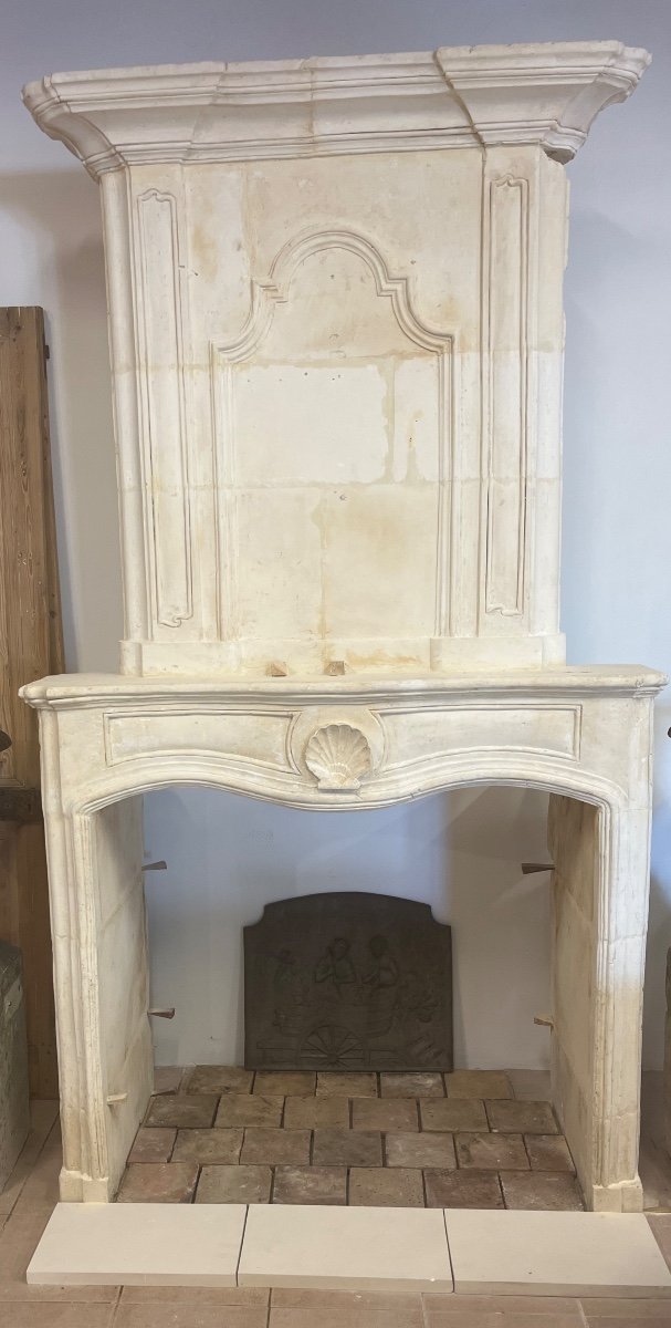 Crazanne Limestone Fireplace