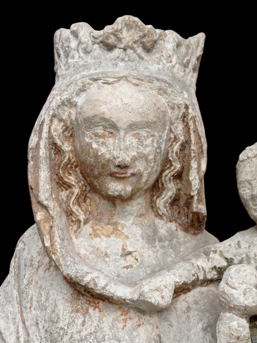 Virgin And Child In Stone, 15th Century-photo-2