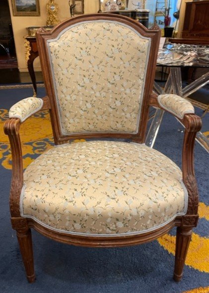 Armchairs-photo-2