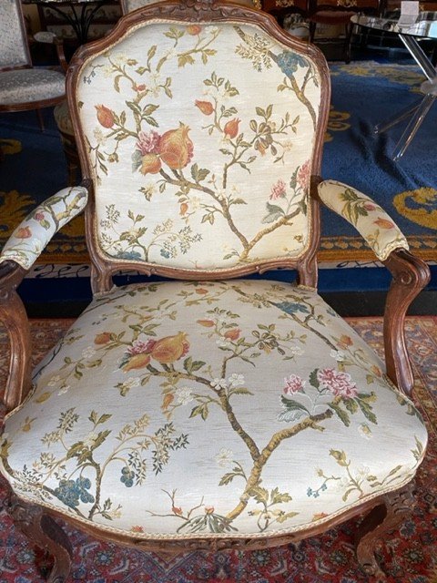 Fauteuil époque Louis XV-photo-2