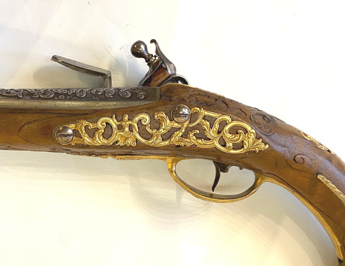 Pair Of 18th Century Officer's Pistols-photo-3