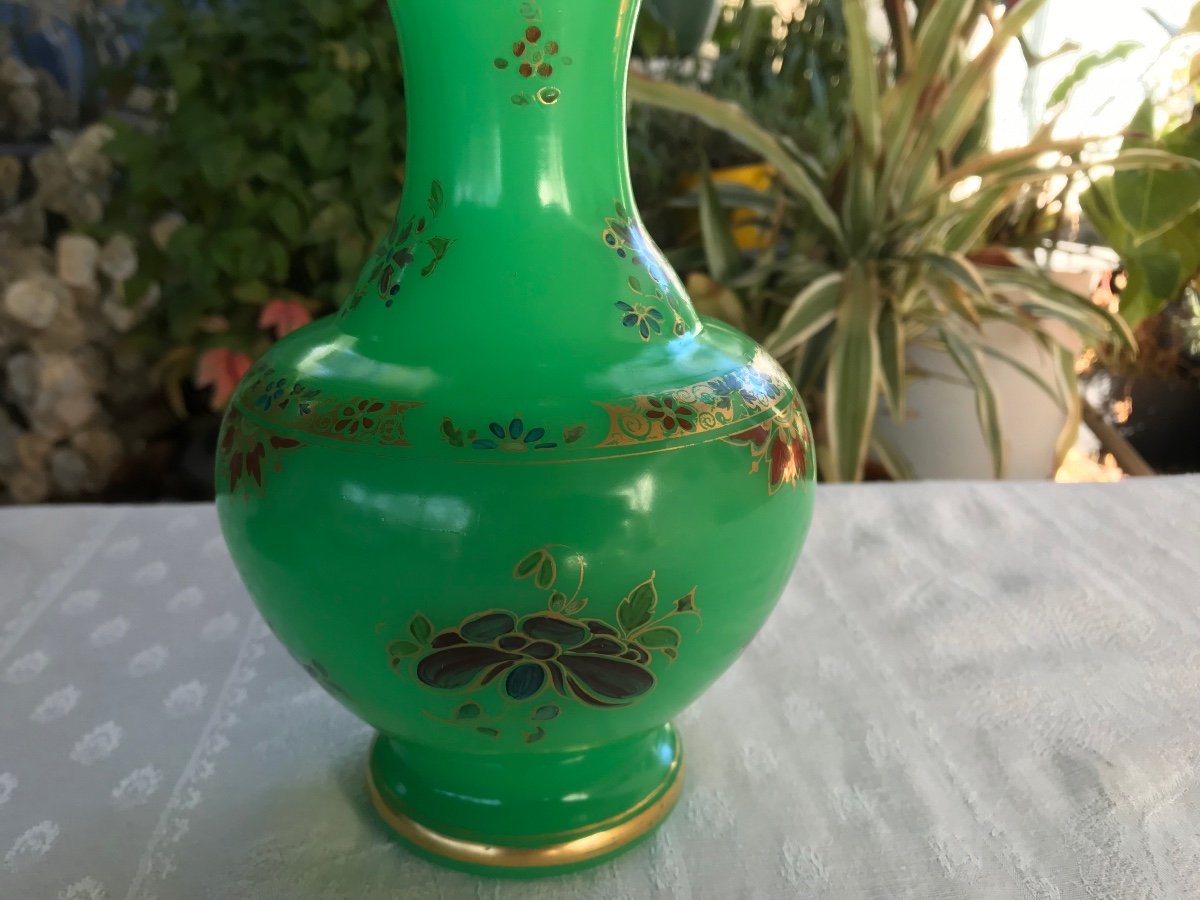 Green Opaline Vase-photo-2