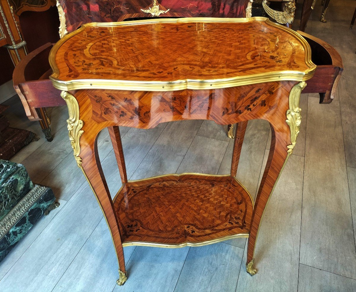 Table En Marqueterie Et Bronze Doré Estampillé Raulin Style Louis XV -photo-3