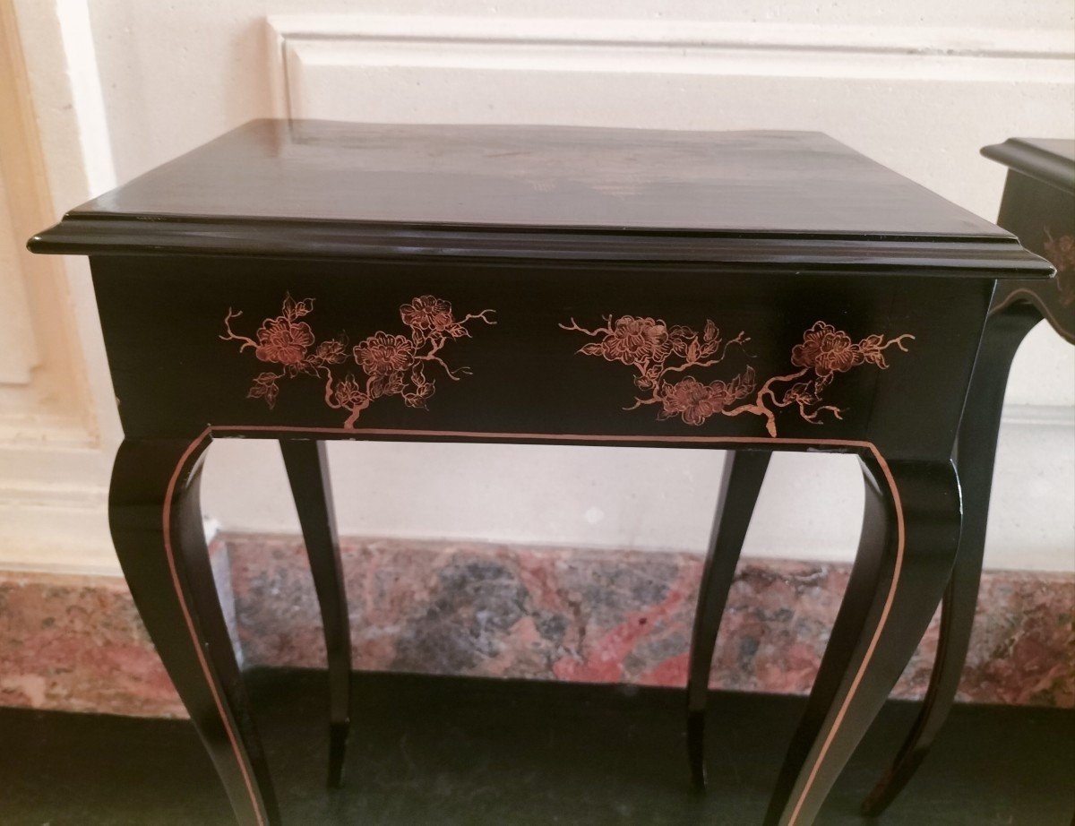 Pair Of Small Lacquer Tables In Japanese Style -photo-7