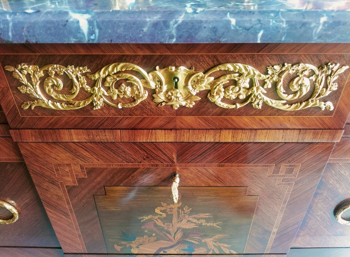 Louis XV - Louis XVI Transition Style Marquetry Commode -photo-3