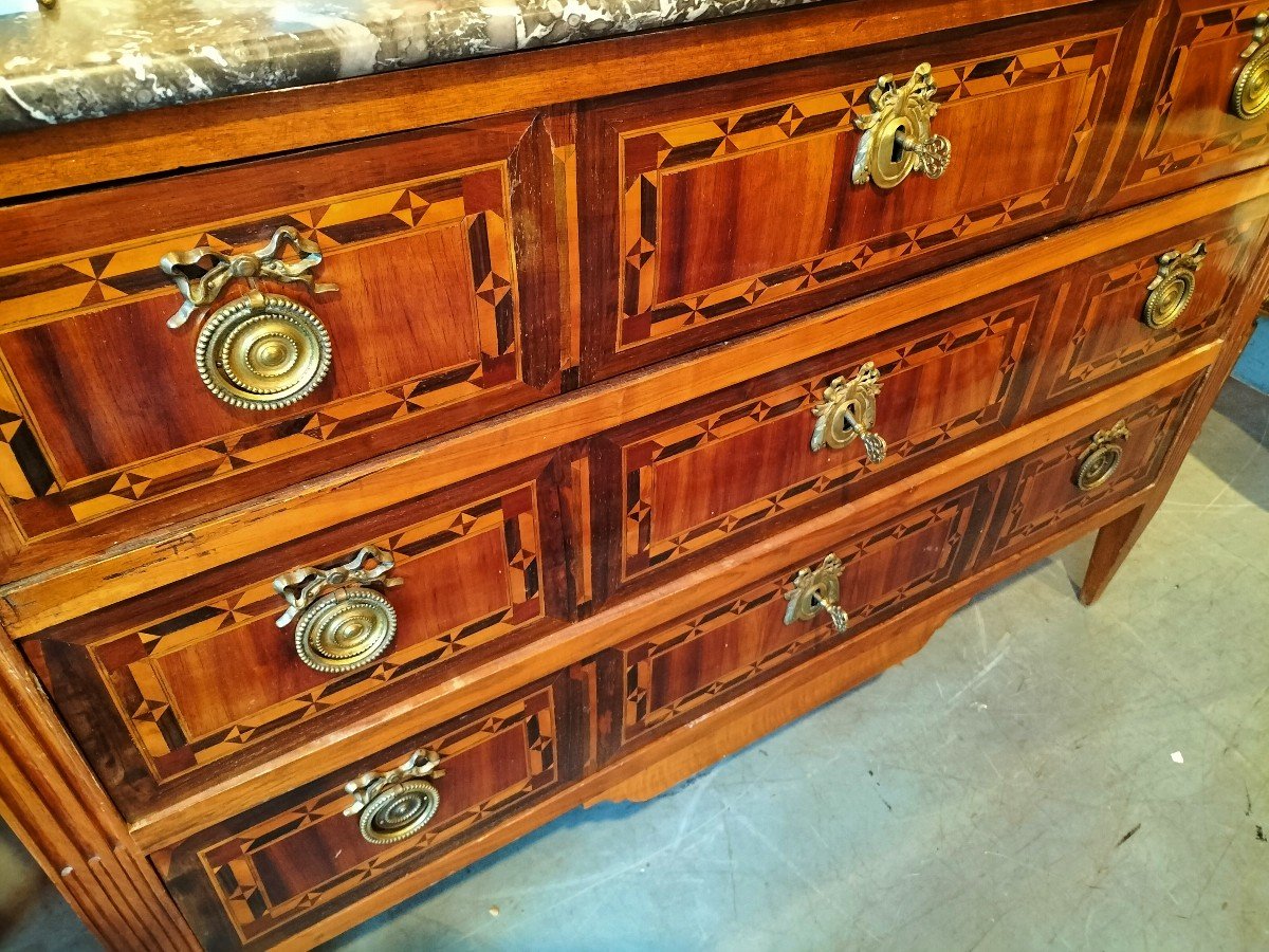 Marquetry Chest Of Drawers From East France, Late 18th-early 19th Century -photo-2