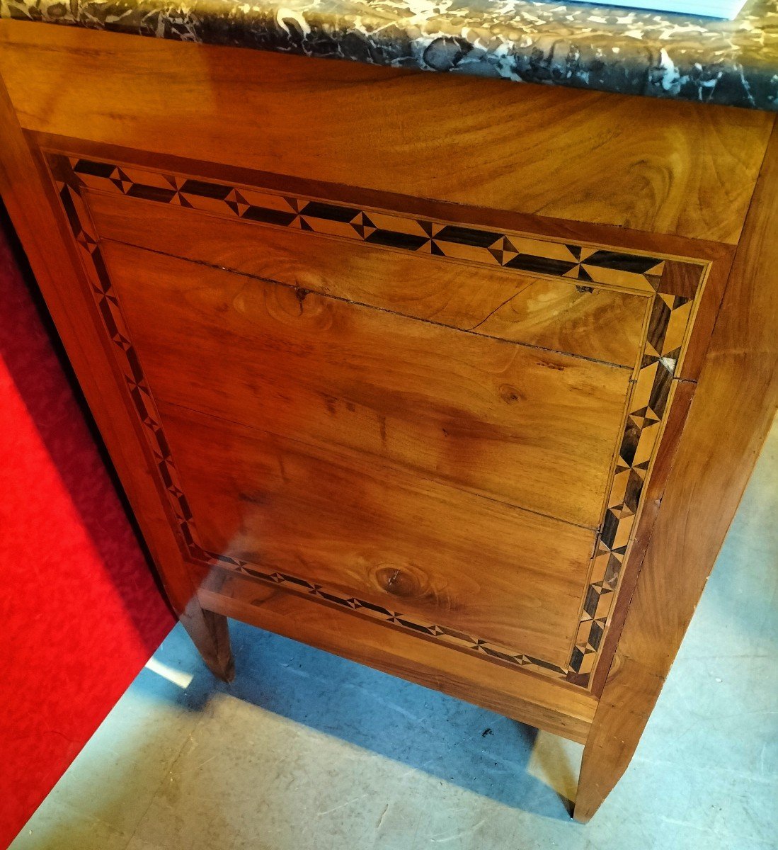 Marquetry Chest Of Drawers From East France, Late 18th-early 19th Century -photo-6