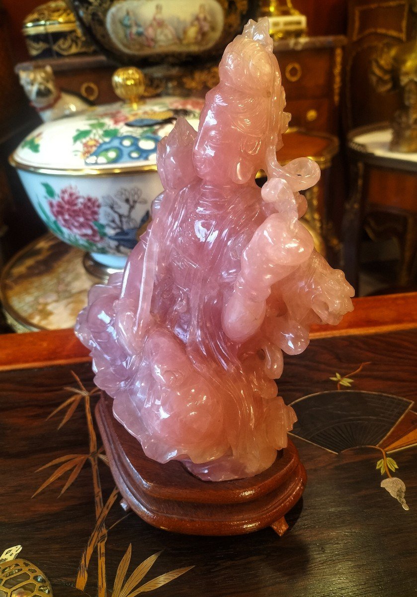 Kwanyin In Rose Quartz China-photo-1