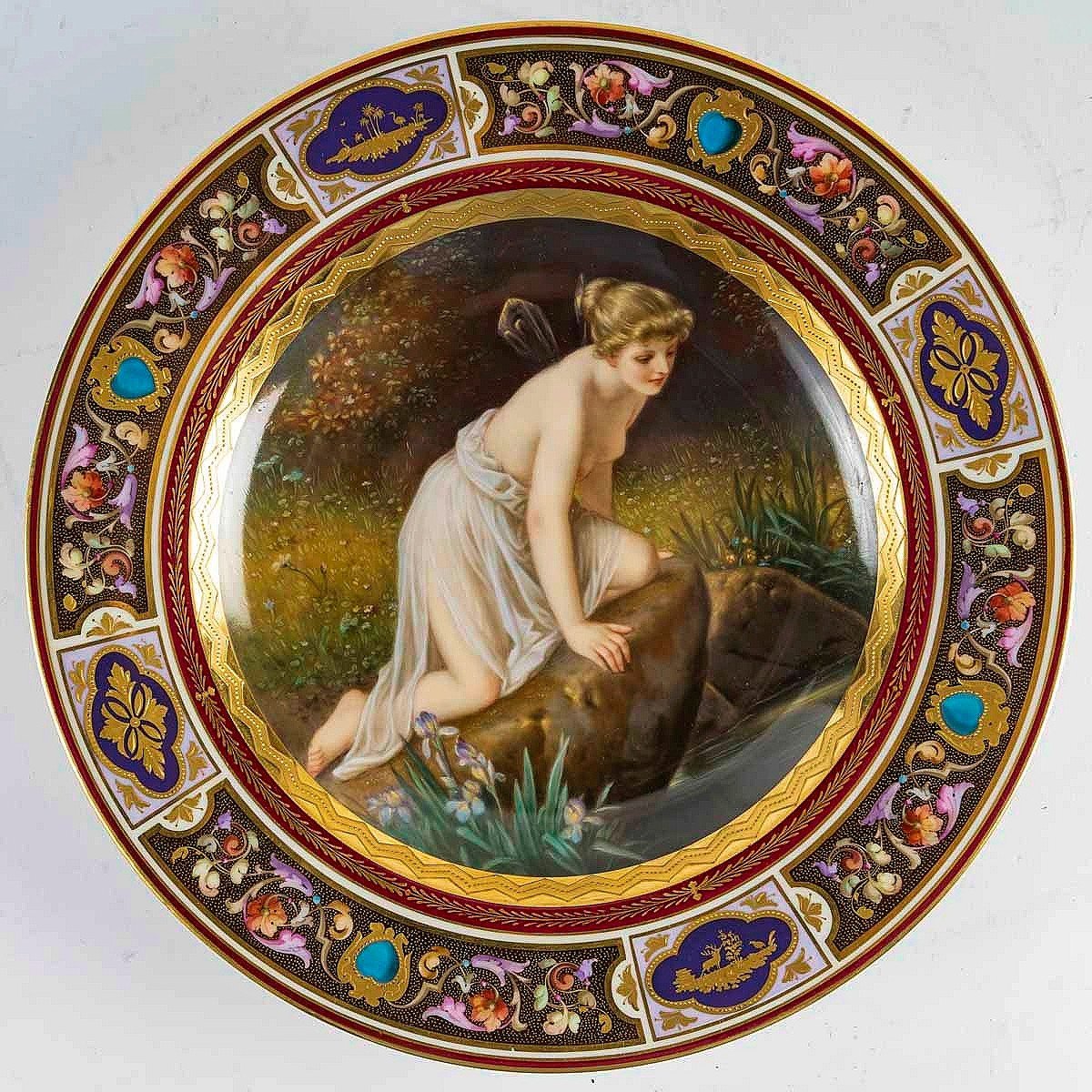 Assiette En Porcelaine De Vienne