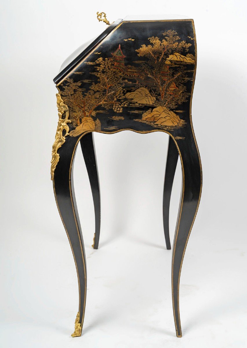 Lacquered And Gilt Bronze Slope Desk -photo-4