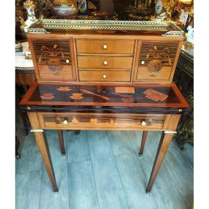 Happiness Of The Day Forming Writing Desk After Topino