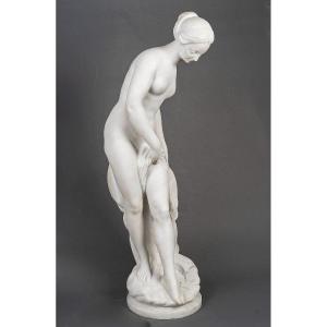 Importante Sculpture En Marbre De Carrare " Diane Sortant Du Bain "