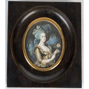 Miniature Sur Ivoire Représentant Marie Antoinette 