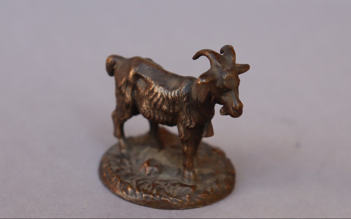 Tiny Bronze : "the Goat"