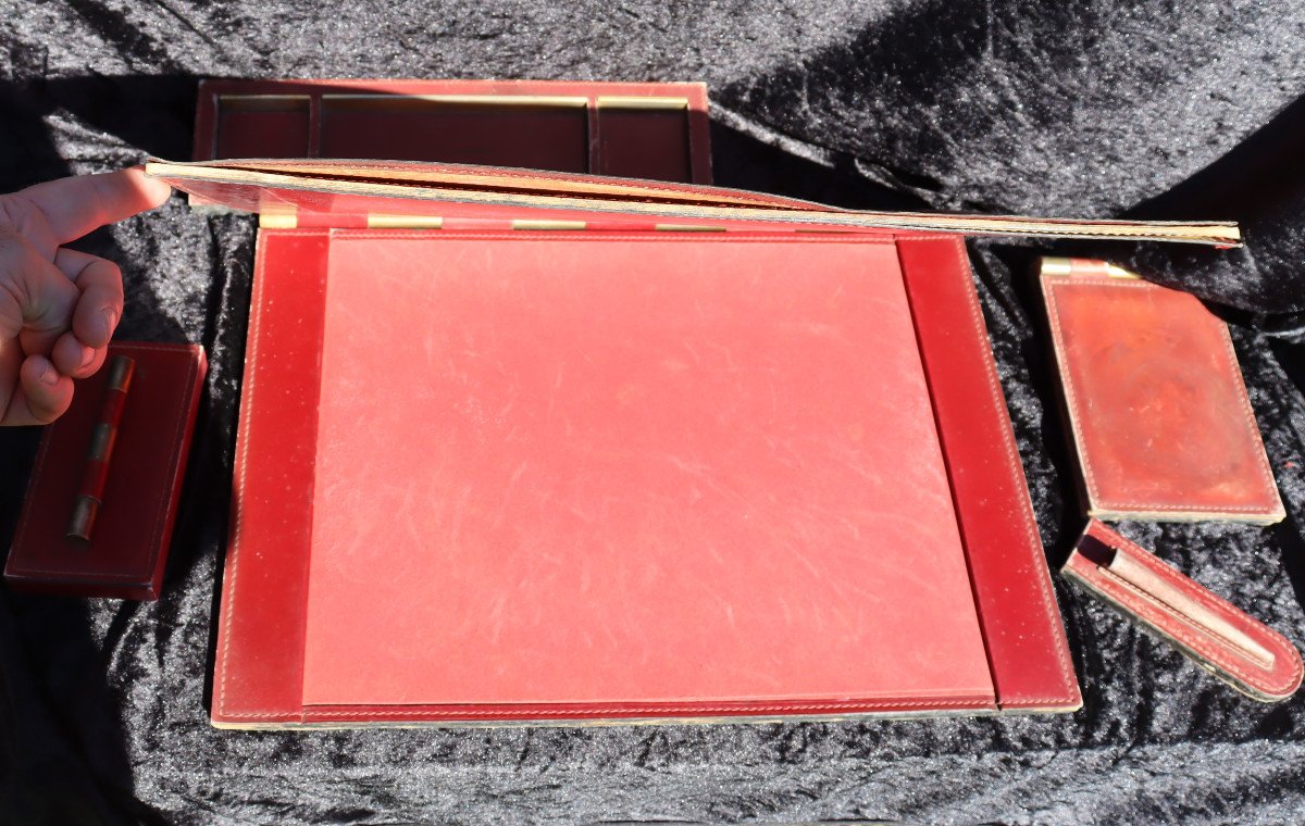 "important Red Leather And Brass Desk Set"-photo-3