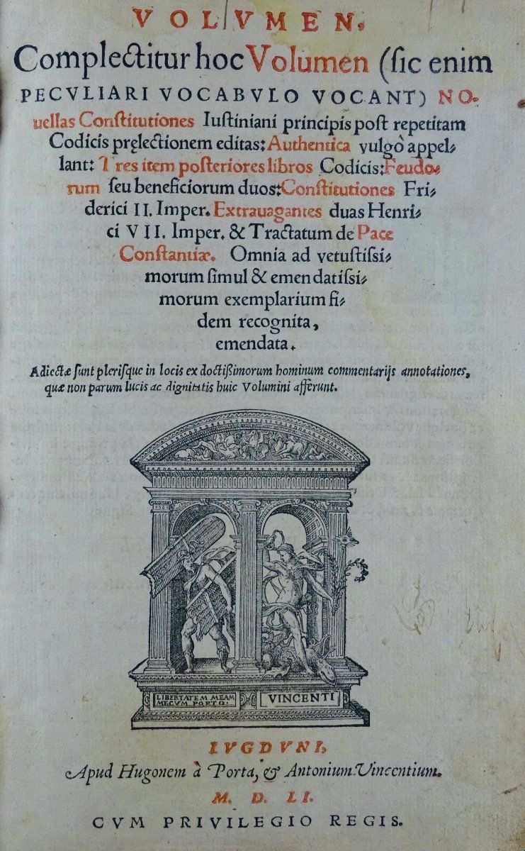 JUSTINIEN - Novellas constitutiones. Livre de Droit du 16ème siècle, imprimé à Lyon en 1551.