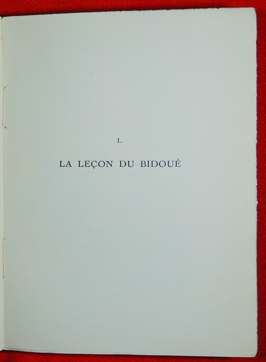 DORGELÈS - Chez les beautés aux dents limées. Laboratoires Martinet, 1930. Édition originale.-photo-4