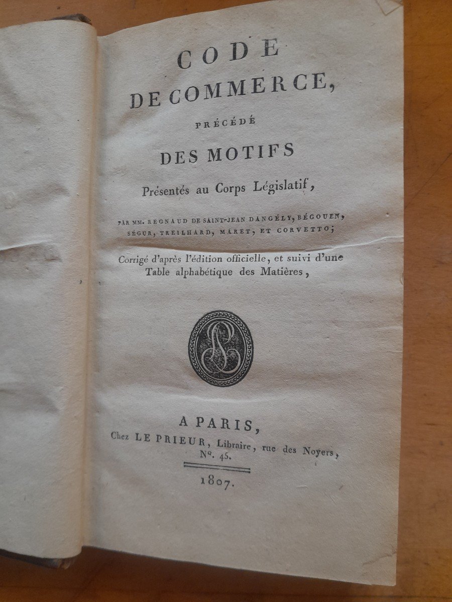 Livre Ancien  Code De Commerce Précède Des Motifs Présentés Au Corps Législatif -photo-3