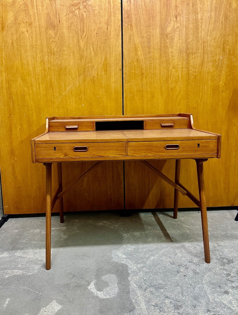 Danish Teak Desk By Arne Wahl Iversen 