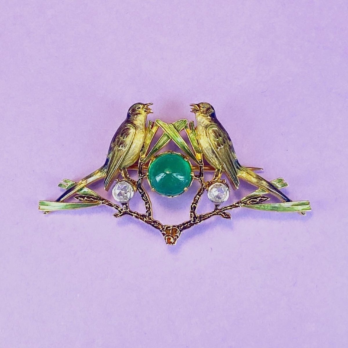 Broche Art Nouveau, Or, Emaille, Diamants Et émeraude