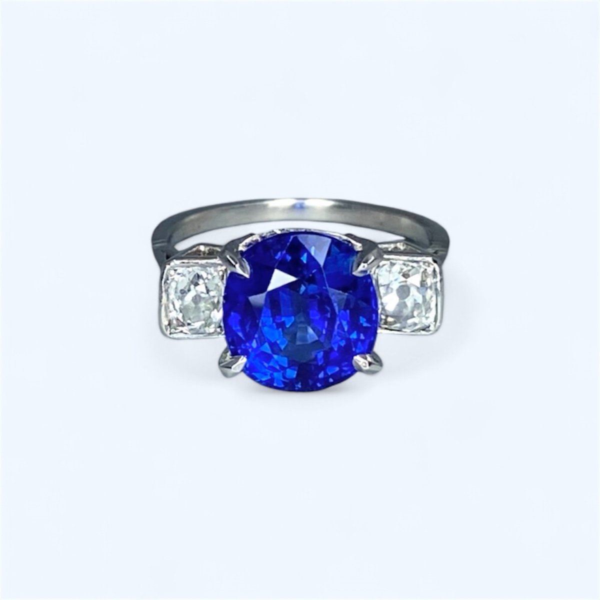 Art Deco Ring In Platinum, Sapphire And Diamonds-photo-2