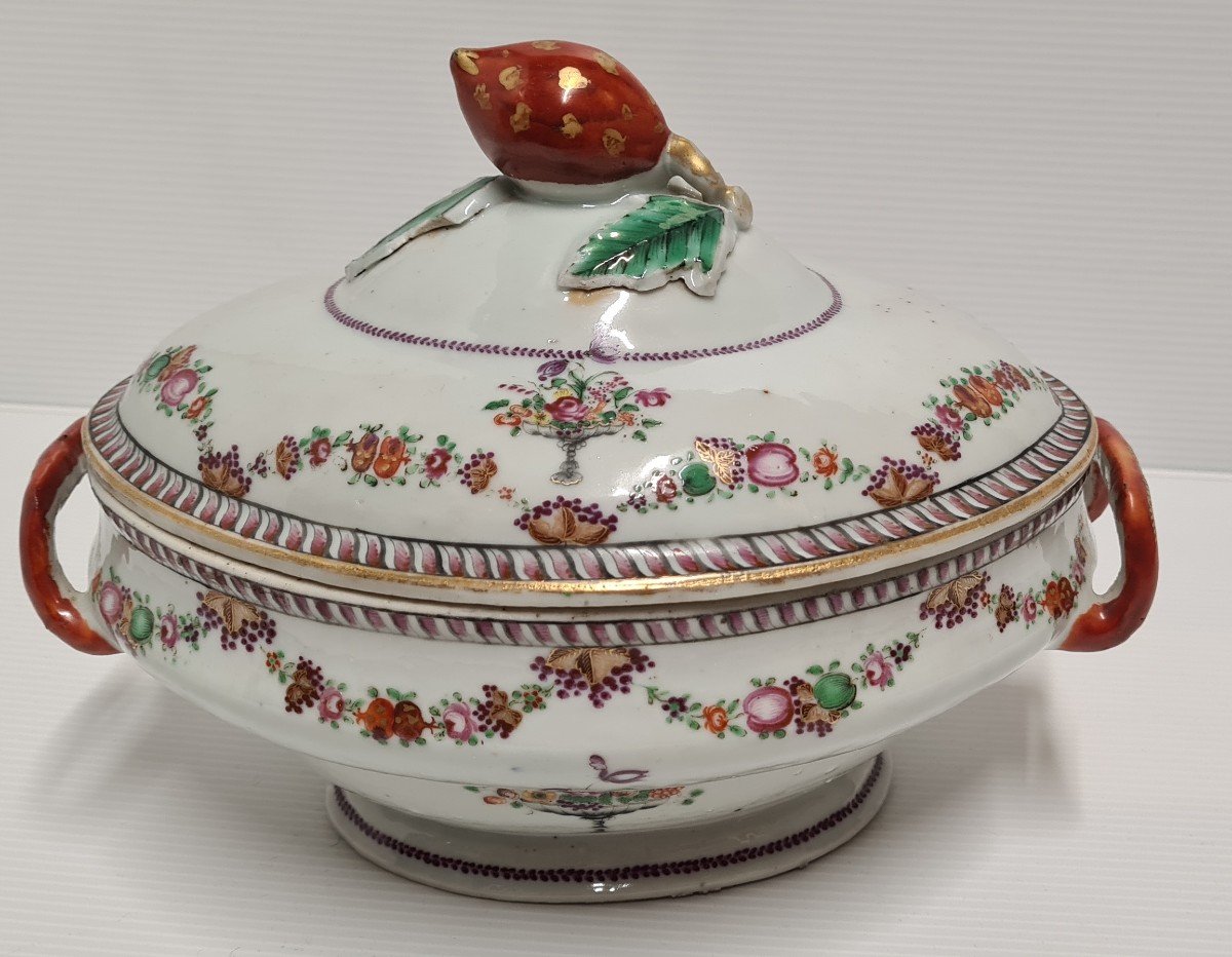 Terrine 18th Century Porcelain From The East India Company Louis XV Period