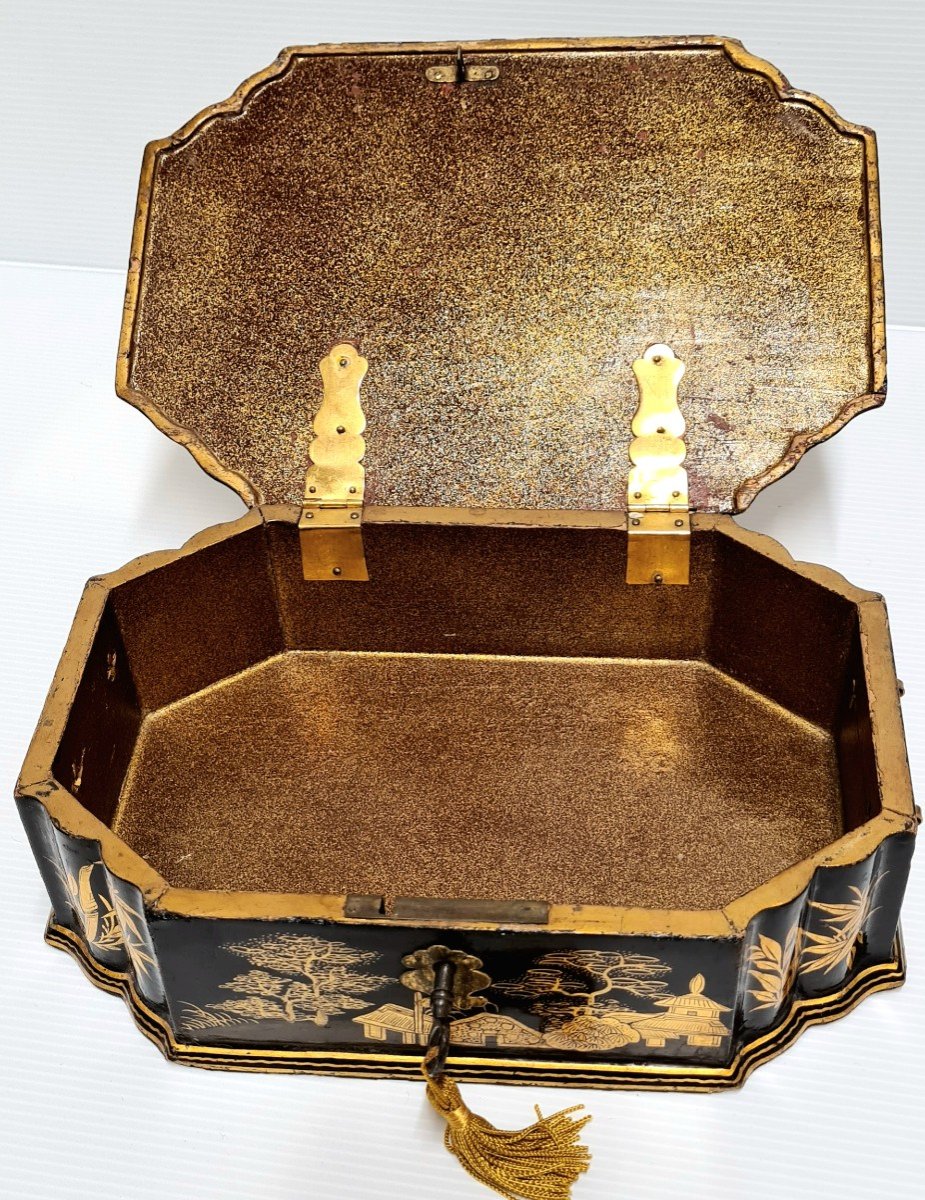 Chinese Lacquer Box Box 18th Louis XV Period Golden Landscape Decor -photo-6